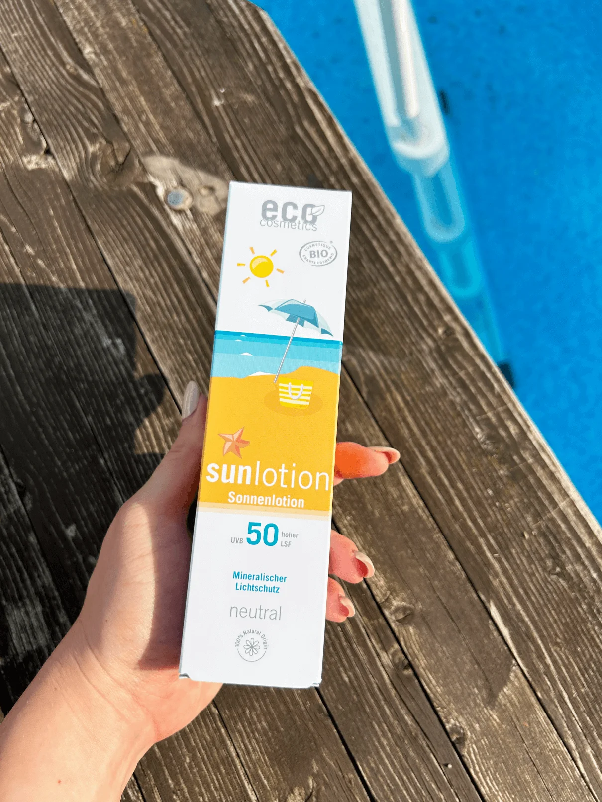 Eco Cosmetics Mleko za sončenje Neutral brez dišav SPF 50 BIO (125 ml) - z naravnimi mineralnimi filtri