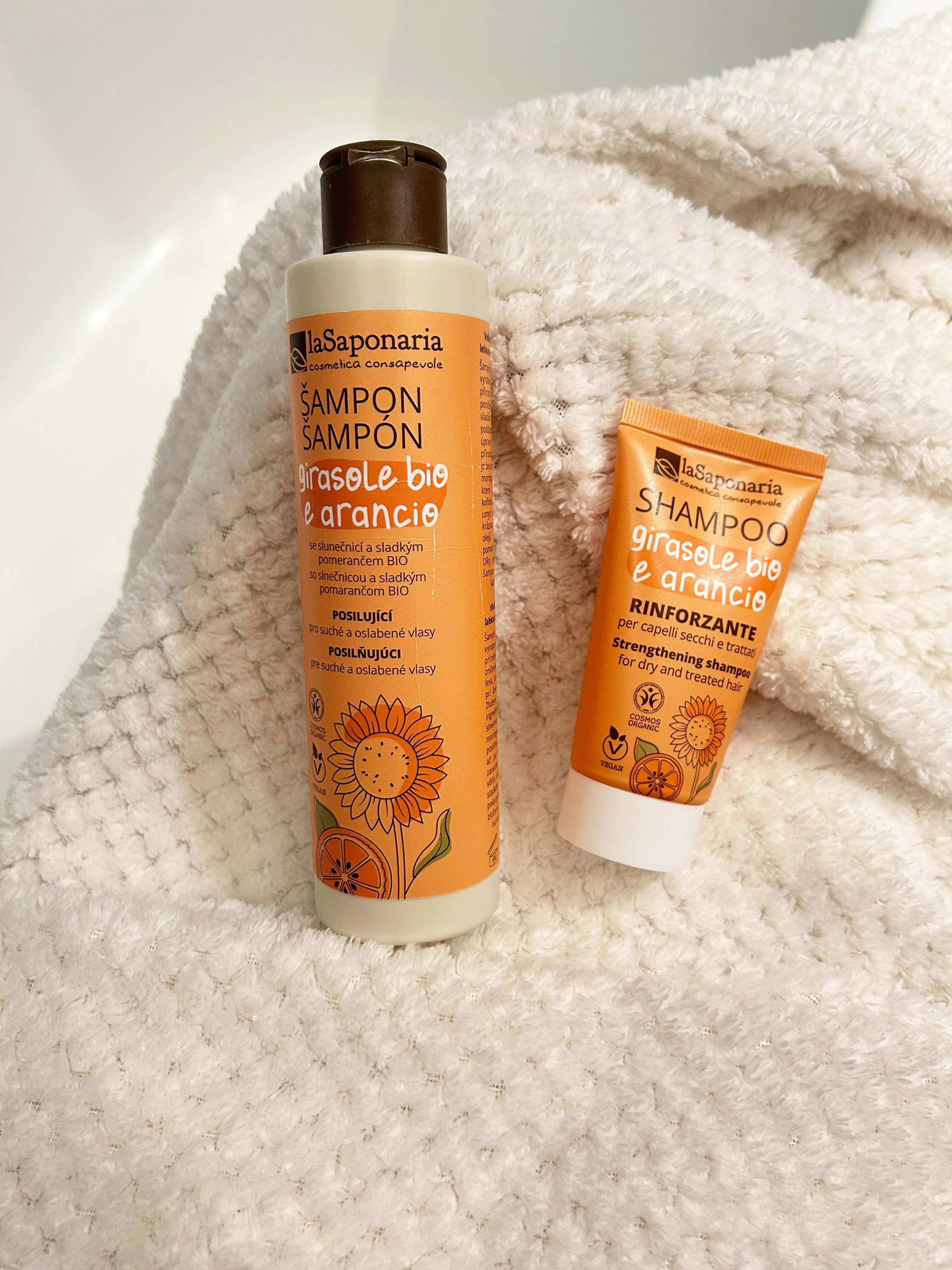 laSaponaria Šampon s sončnico in sladko pomarančo BIO 30 ml