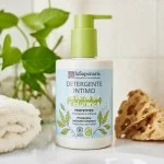 laSaponaria Intimni zaščitni čistilni gel z zelenim čajem BIO (250 ml) - primeren po porodu in med menstruacijo