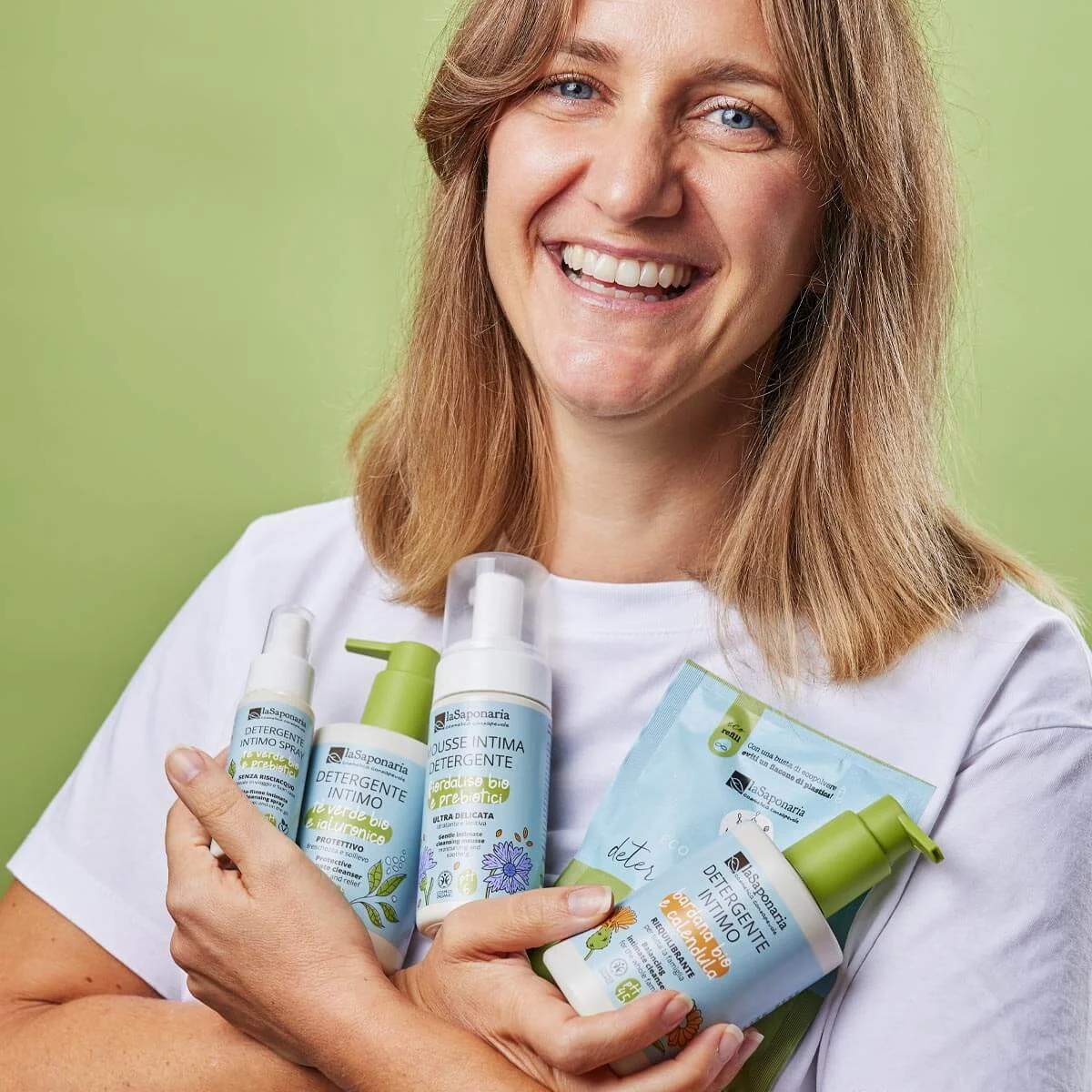 laSaponaria Intimni zaščitni čistilni gel z zelenim čajem BIO (250 ml) - primeren po porodu in med menstruacijo