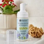 laSaponaria Intimna čistilna pena s plavico & prebiotiki BIO (100 ml) - primerno za otroke in obdobje menopavze
