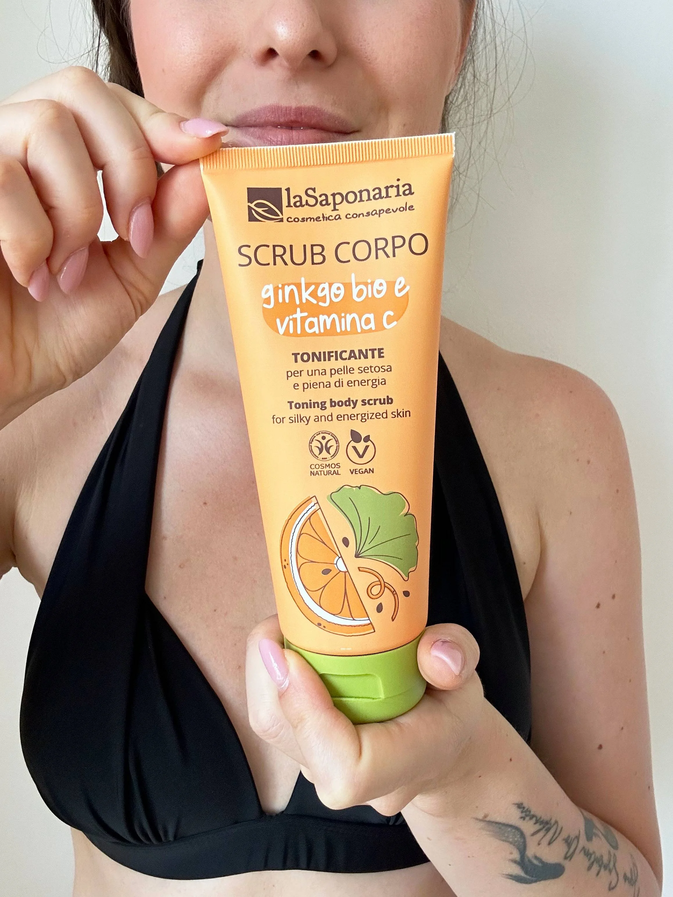 laSaponaria Telesni piling z BIO ginko bilobo in vitaminom C 30 ml - za mehko in sijočo kožo