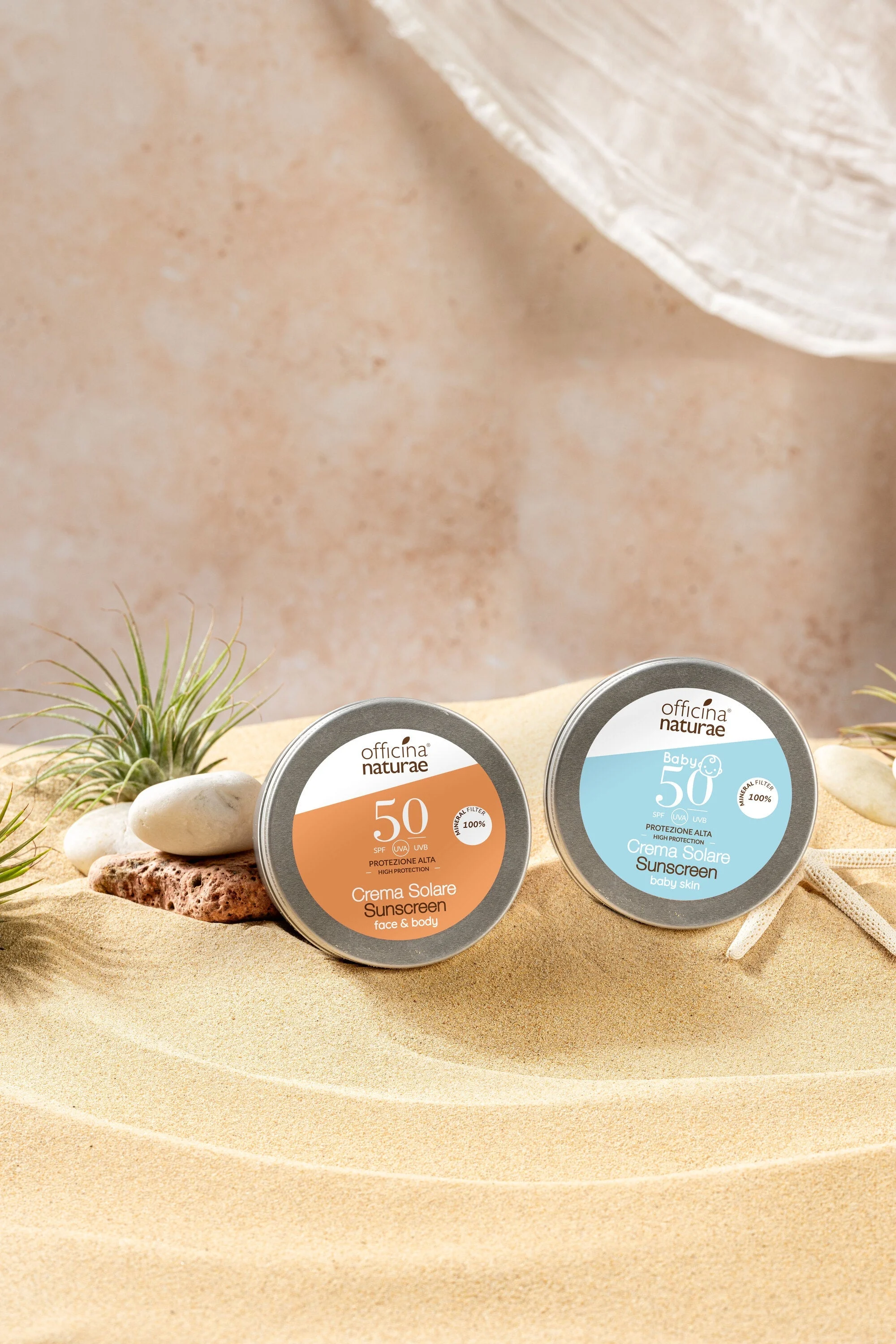 Officina Naturae Sončna krema za otroke in občutljivo kožo SPF 50 v pločevinasti dozi (75 ml) - brez dišav