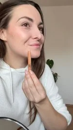 SO’BiO étic Korektor BIO (4 g) 25 BEIGE DORÉ — zlata bež - prekrije nepravilnosti polti