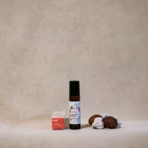 Kvitok Negovalni nočni serum za suho/občutljivo kožo 10ml roll-on